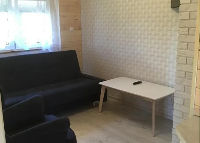 Letniskowe Promyk Lodge *