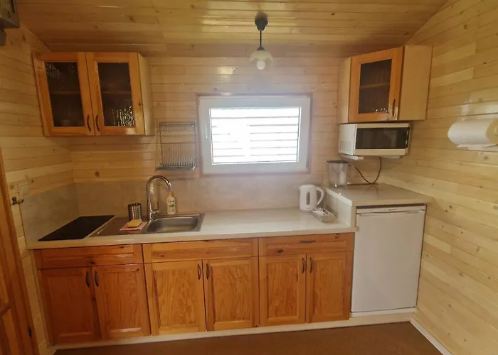 Letniskowe Promyk Lodge